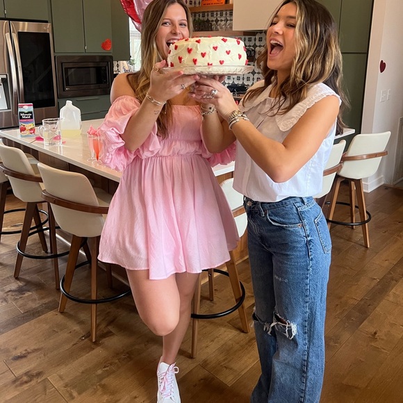 Princess Polly Halton mini dress pink. Size 8. Can be worn off shoulder or on. - Picture 4 of 4